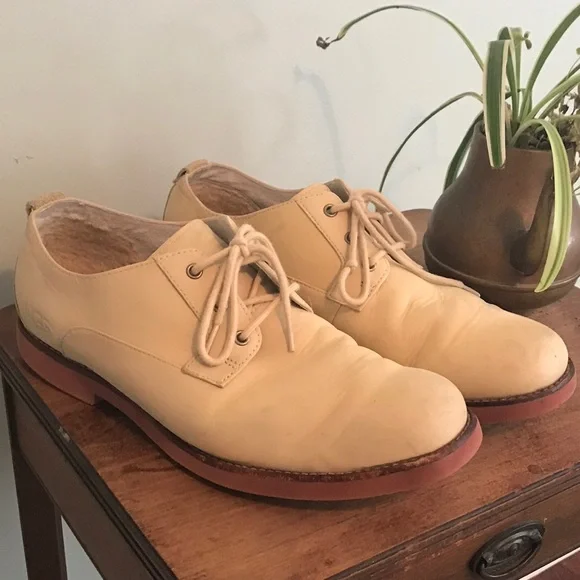 UGG | Shoes | Ugg Mens Klayton Sandcream Oxford Shoes | Poshmark display picture 2